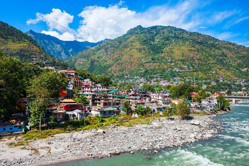 Trekking in Manali: A Complete Guide to the Top 21 Most Stunning Treks Near Manali in 2025